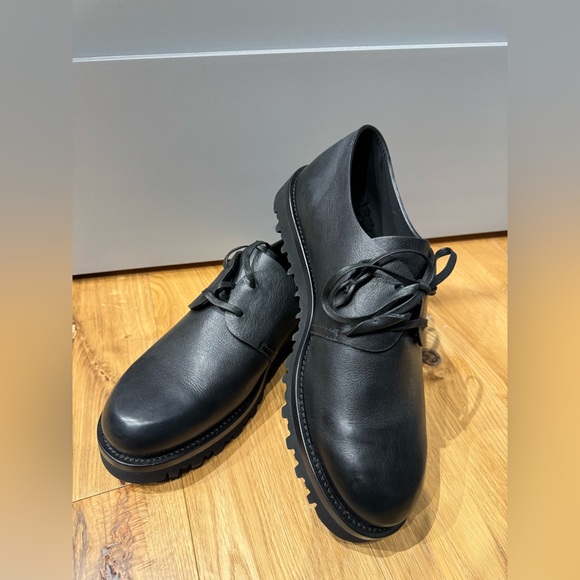 Giorgio Armani Dress Shoe - Black US9 - Picture 1 of 11